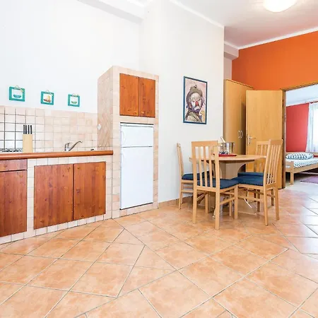 Apartament Two-bedroom In Grebaštica
