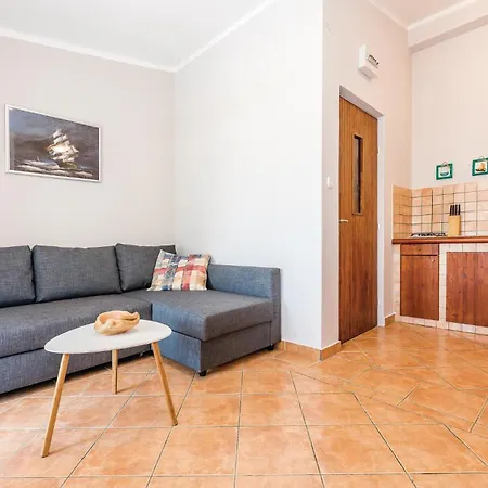 Two-bedroom In アパート *