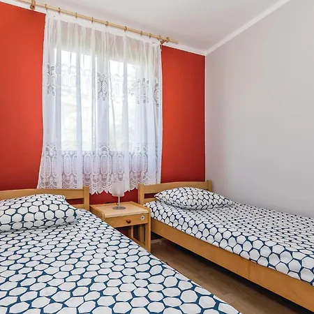 Two-bedroom In Apartament Grebaštica