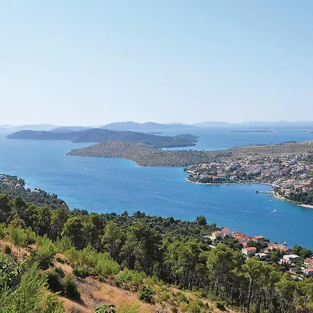 アパート Two-bedroom In