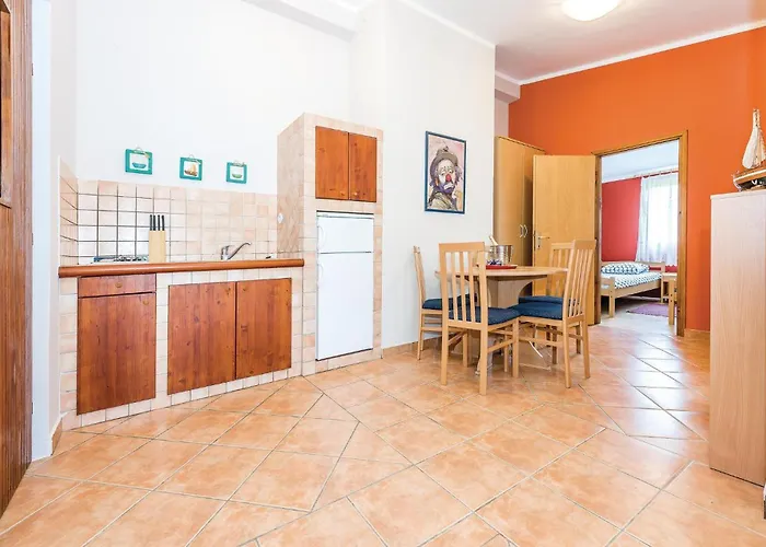 アパート Two-bedroom In Grebaštica